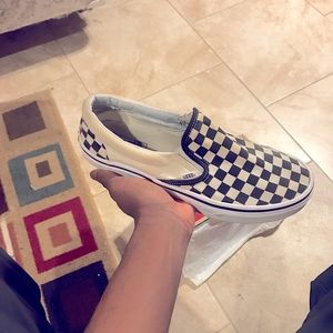 Checkerboard Vans slip on SIZE:10